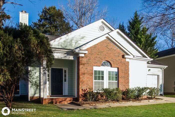 9113 Fairbridge Rd - Photo 3 of 16