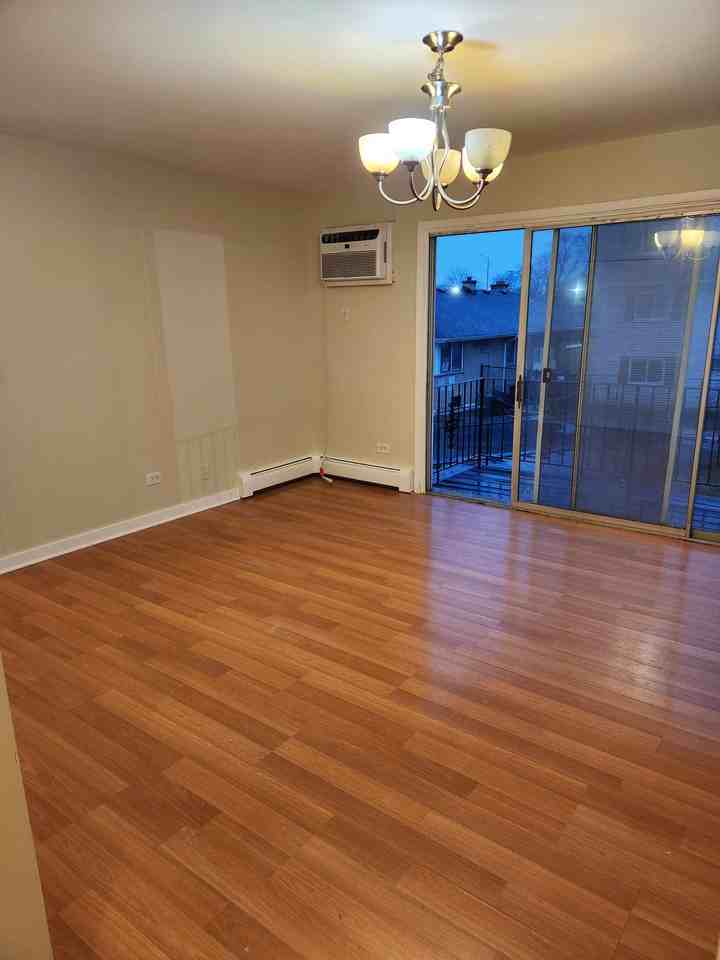 1319 N Baldwin Ct #1 - Photo 7 of 22