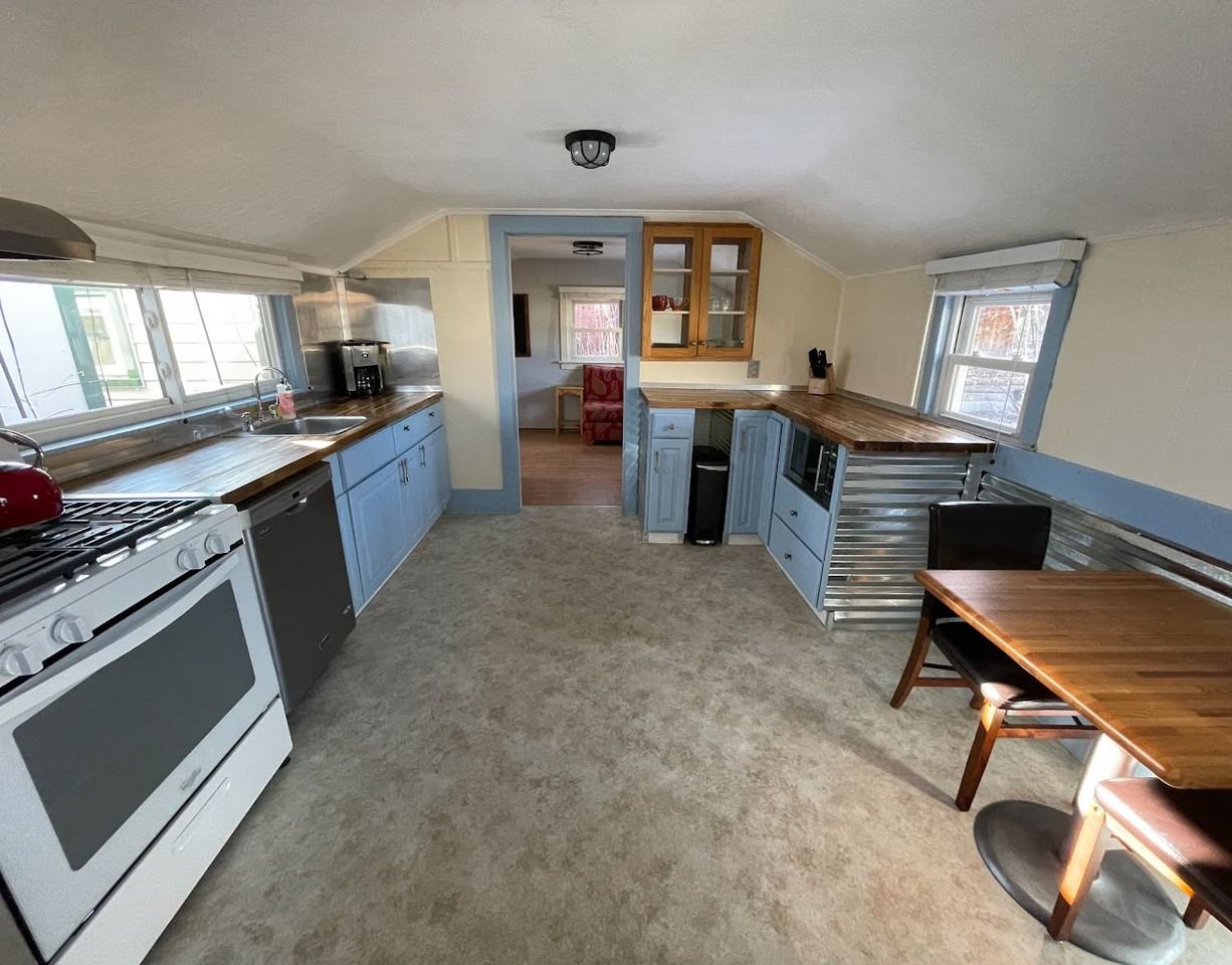 667 Main St #NA - Photo 3 of 13