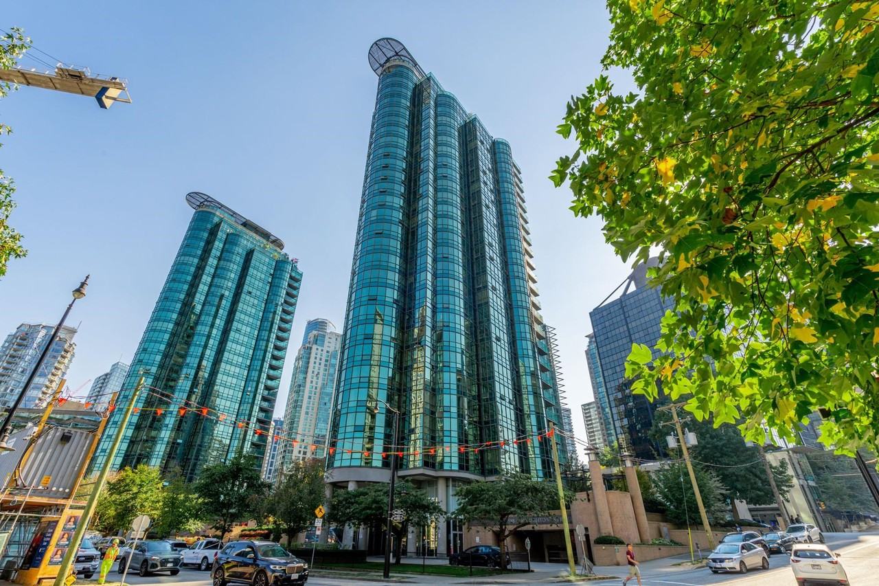 588 Broughton Street #607