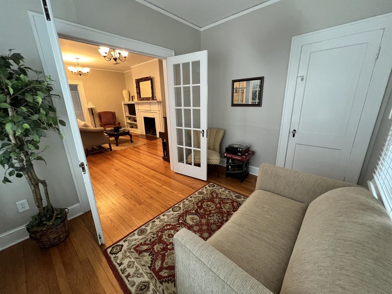 1313 N Gadsden St #2 - Photo 4 of 18