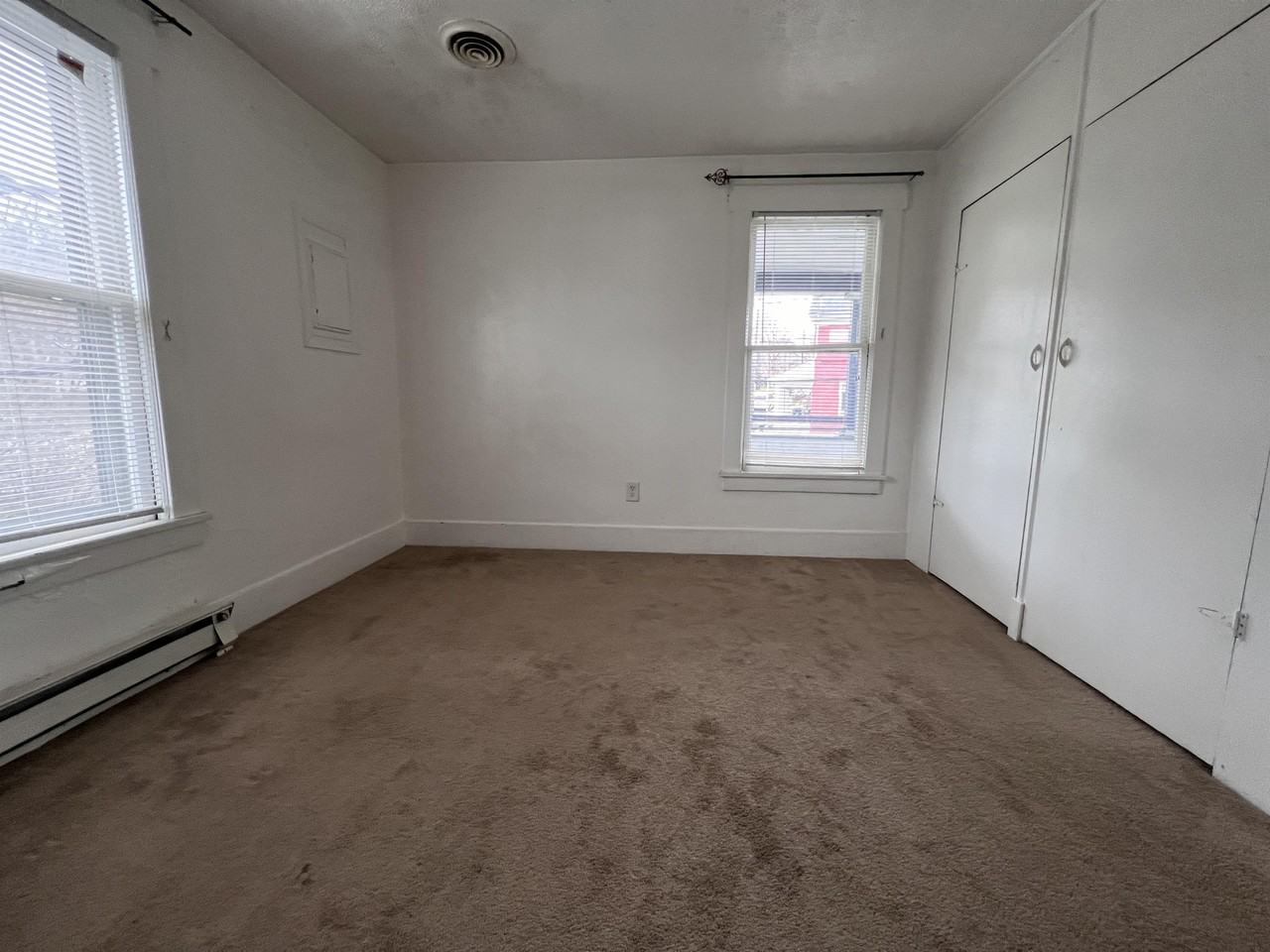 391 Overdale Street #5 - Photo 6 of 12