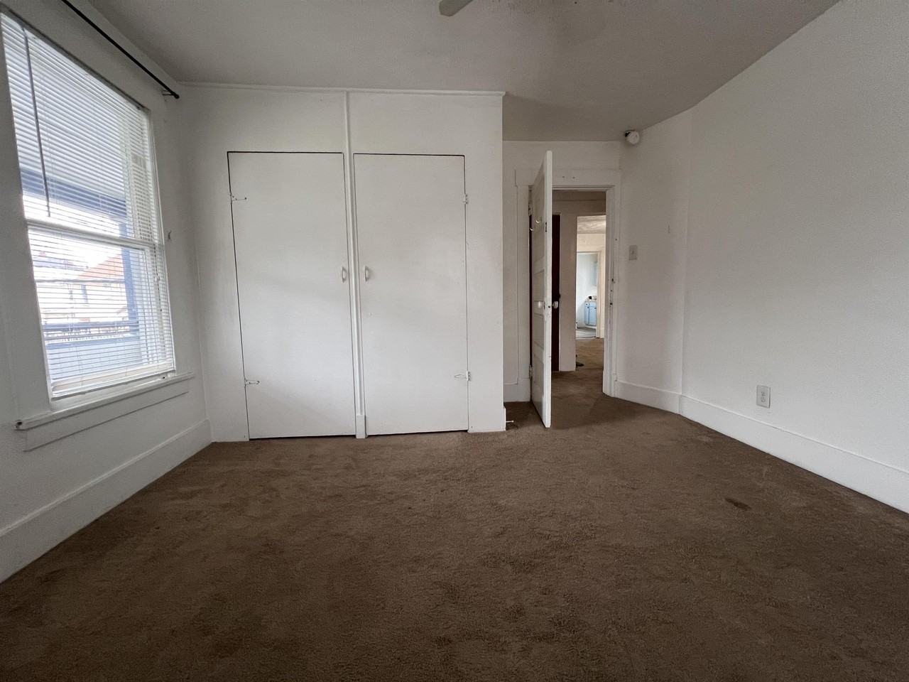 391 Overdale Street #5 - Photo 7 of 12