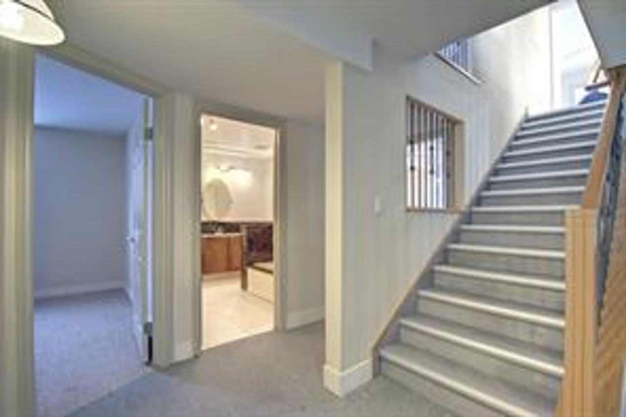 270139 Inverlake Road - Photo 3 of 35