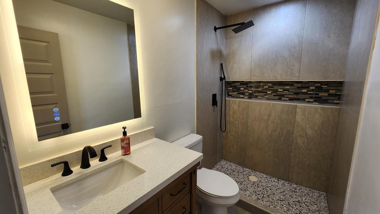 431 W Redd Rd #1 - Photo 7 of 10