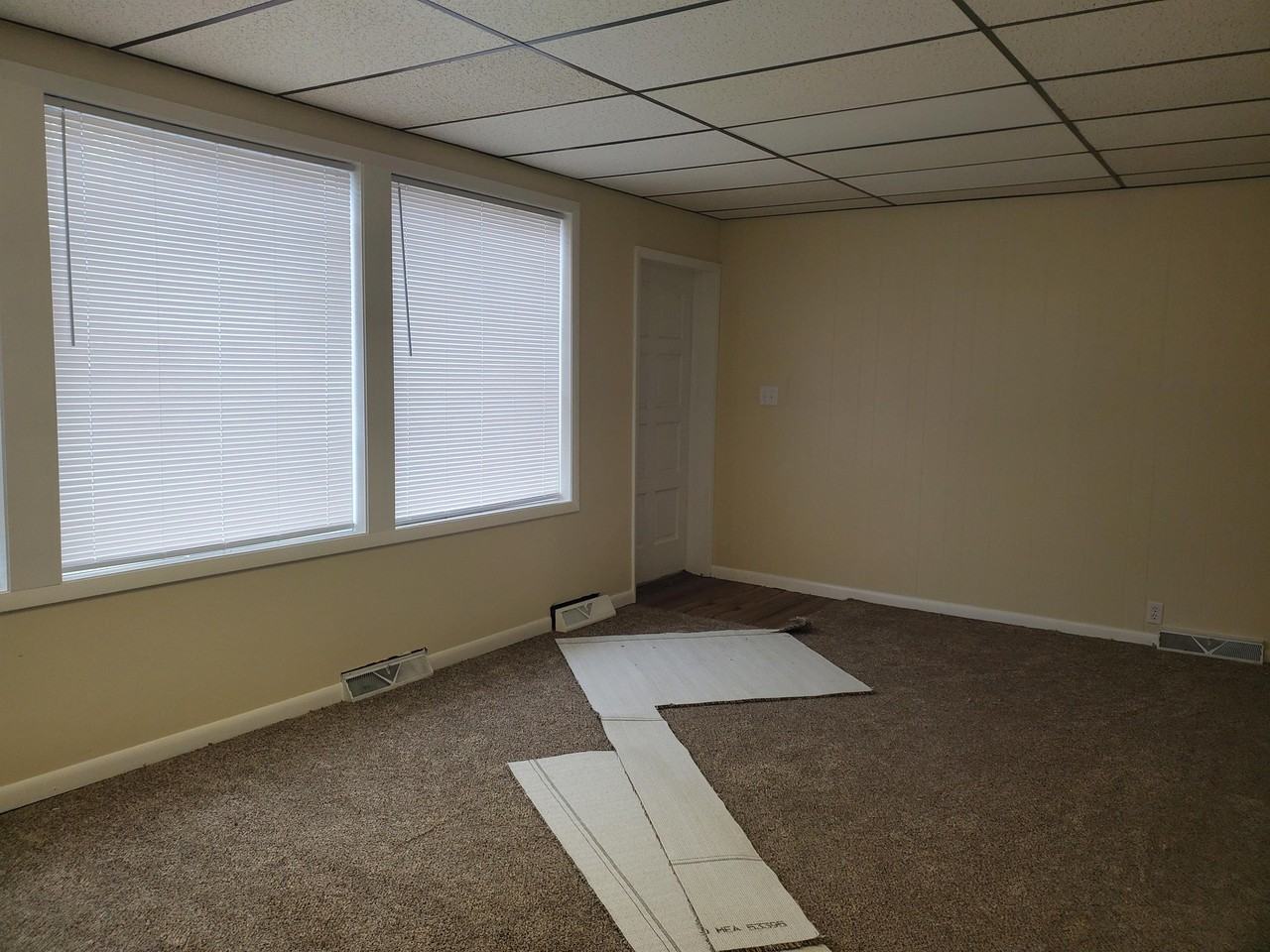 1600 1st Ave #1602 - Photo 2 of 11