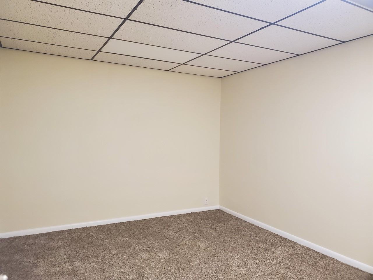 1600 1st Ave #1602 - Photo 4 of 11