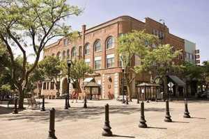 featured image of 313 S Main St #201