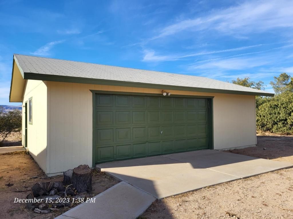 5389 N Laguna Rd - Photo 3 of 13