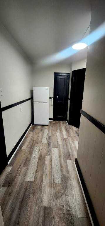 949 Maple Ave - Photo 4 of 7