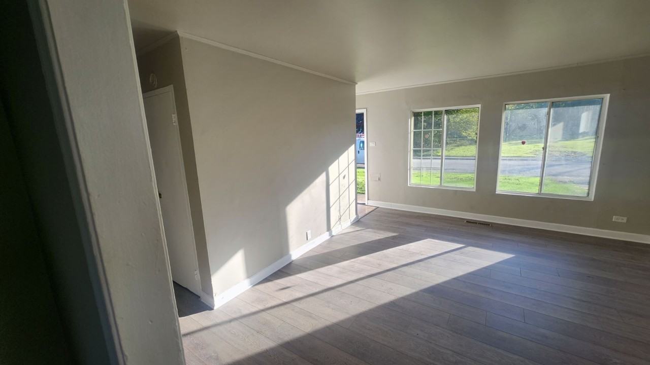 6 Antioch Pl - Photo 3 of 8