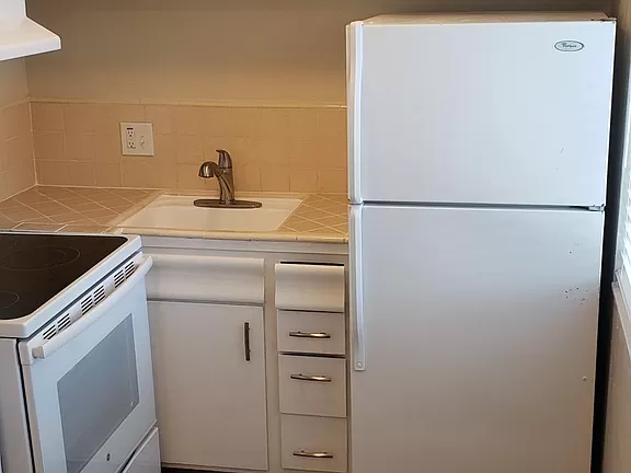 3206 Impala Dr #1 - Photo 3 of 9