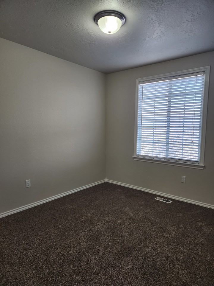 5673 S Summit Creek Way - Photo 7 of 14
