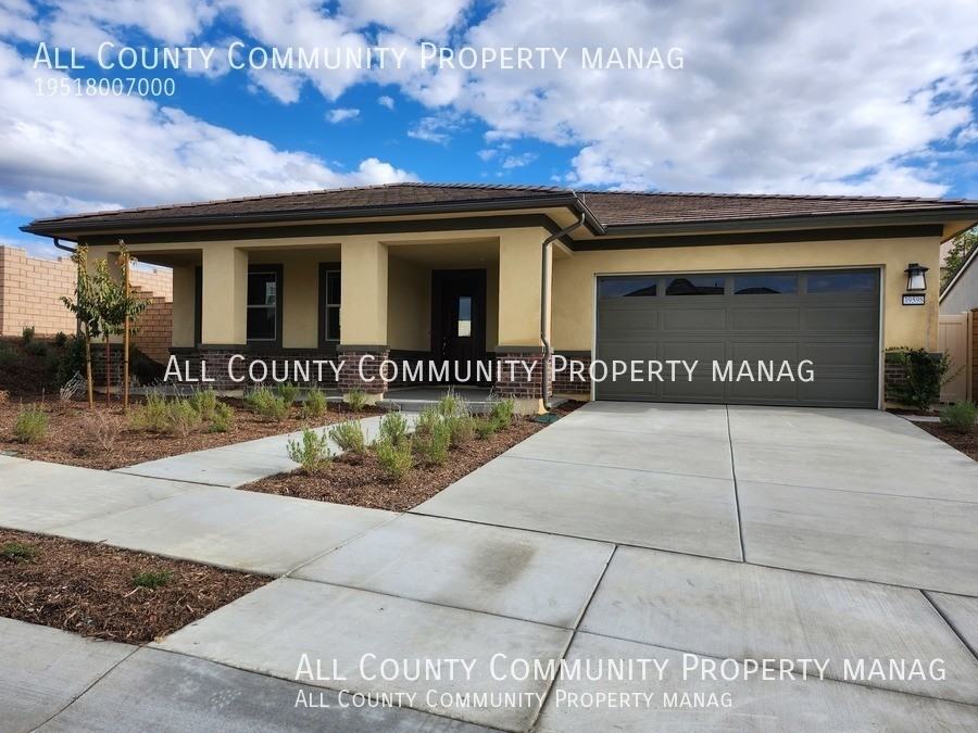 39598 Dayspring Way - Photo 2 of 46