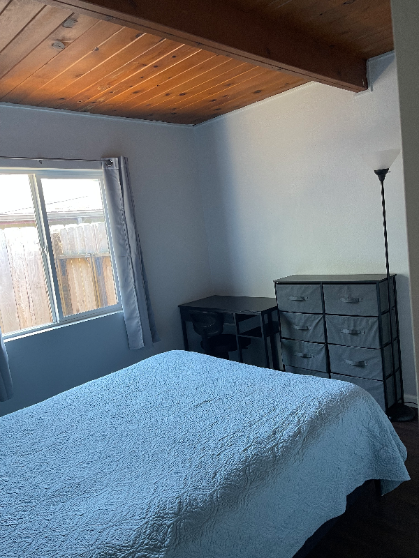 2351 Austin St - Photo 4 of 15