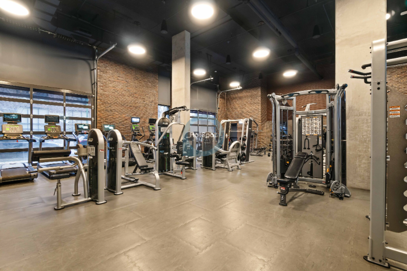 186 N Ada St - Photo 7 of 10