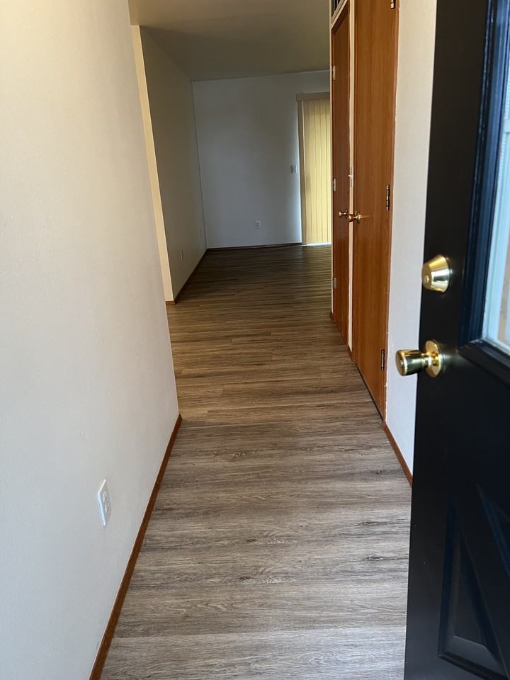 1103 Colena St #B - Photo 3 of 18