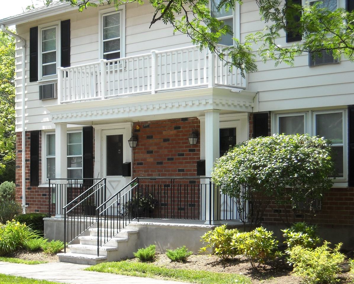 Brandywyne Village - Photo 3 of 26