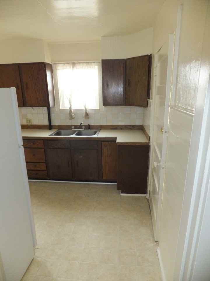 690 Ridge Ave #690 - Photo 7 of 28