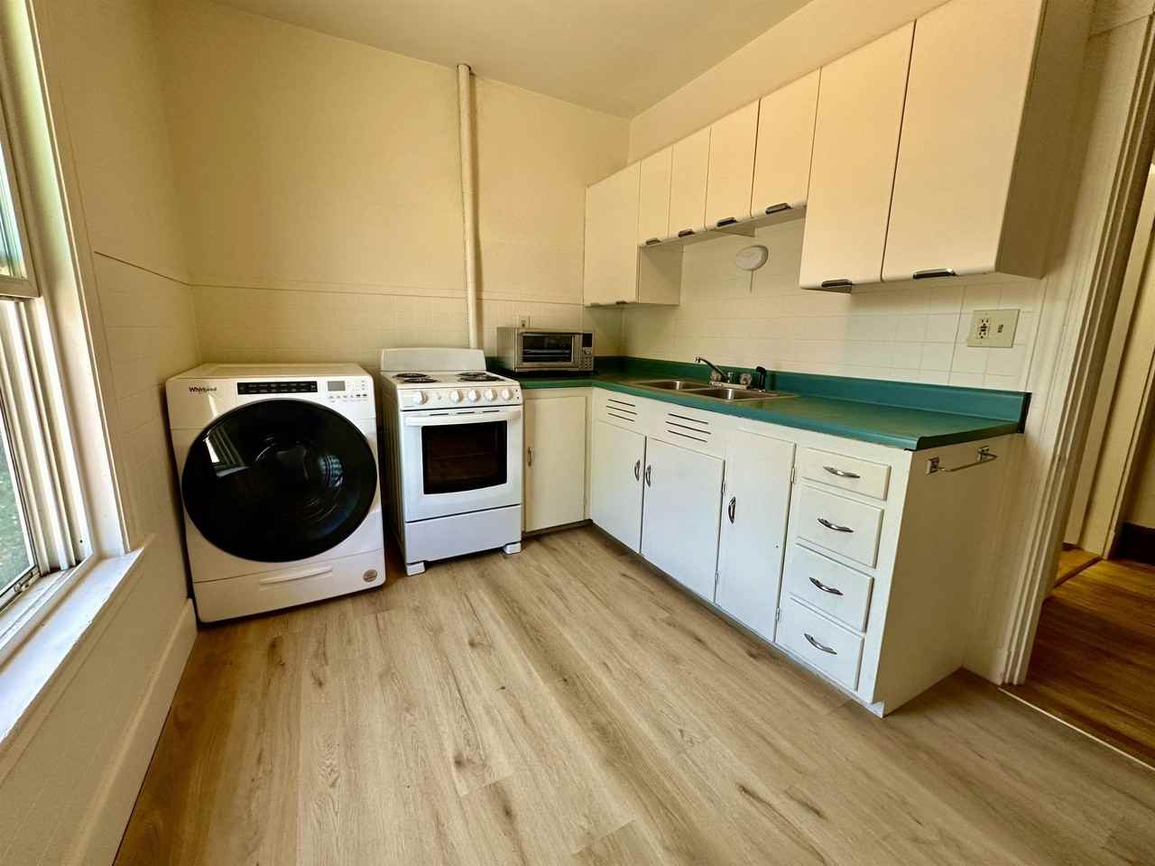 40 Silver St #2 - Photo 5 of 8