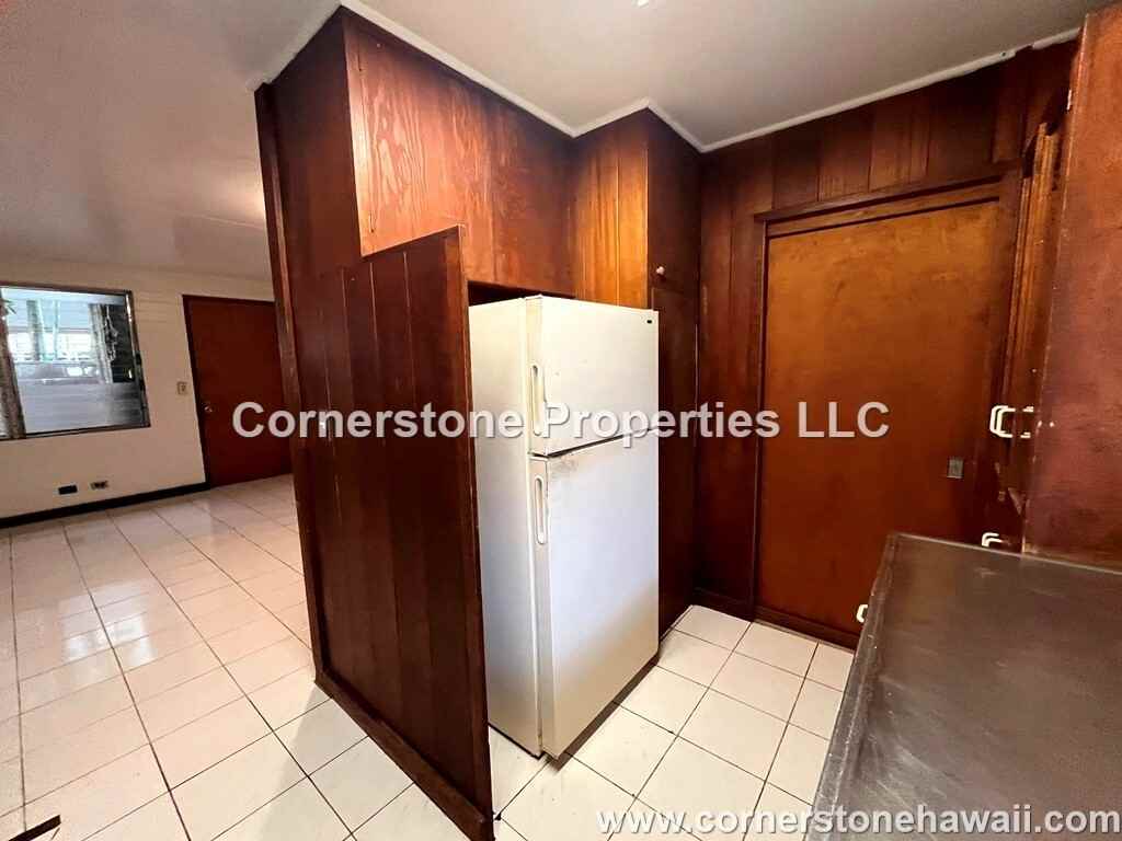 1324EZA - Photo 3 of 16