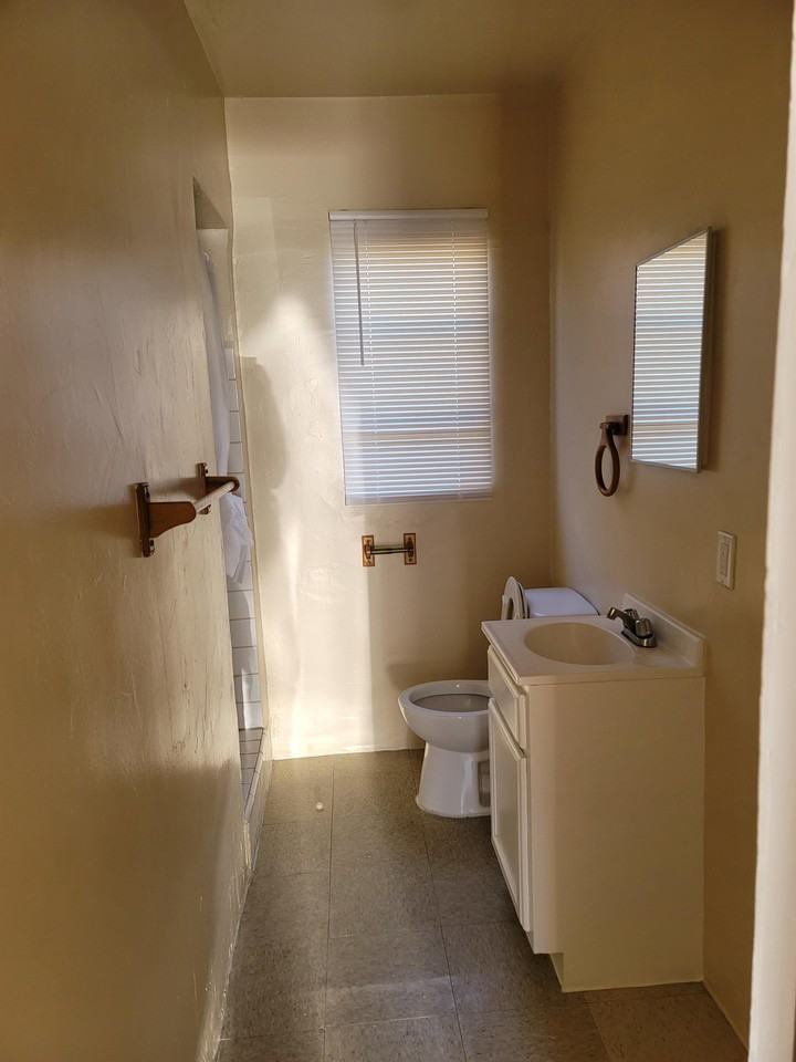 4924 W. Washington Blvd. - Photo 3 of 9