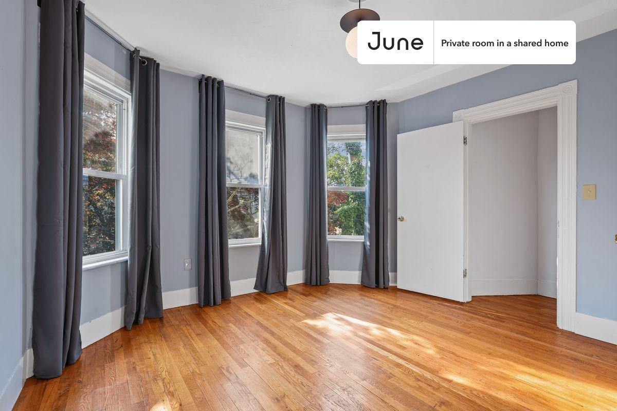 153 Murdock St #C - Photo 5 of 16