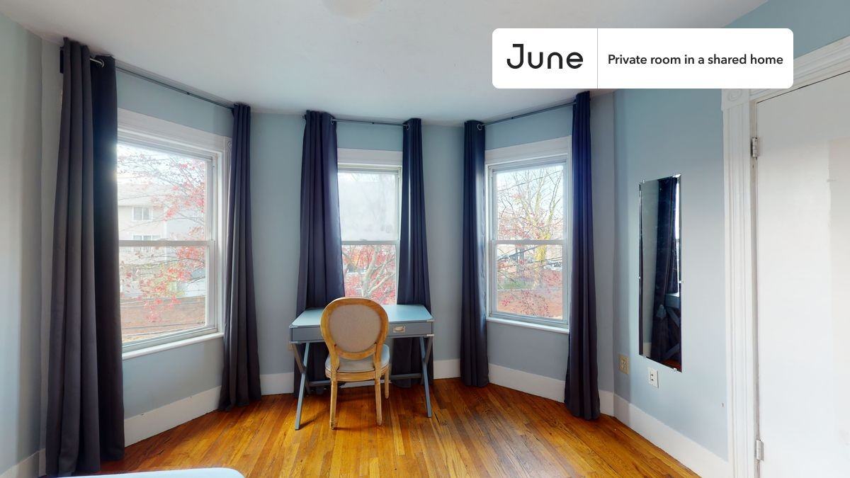153 Murdock St #C - Photo 4 of 16