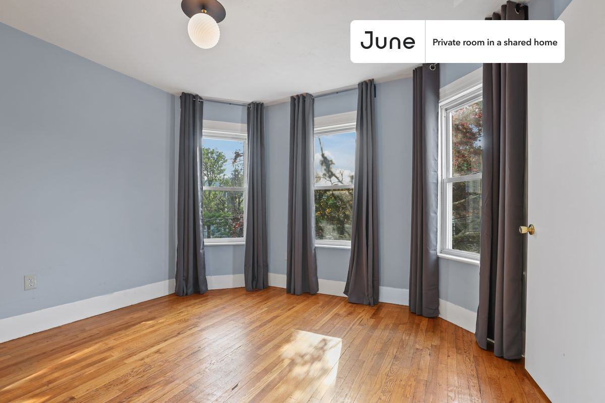 153 Murdock St #C - Photo 6 of 16