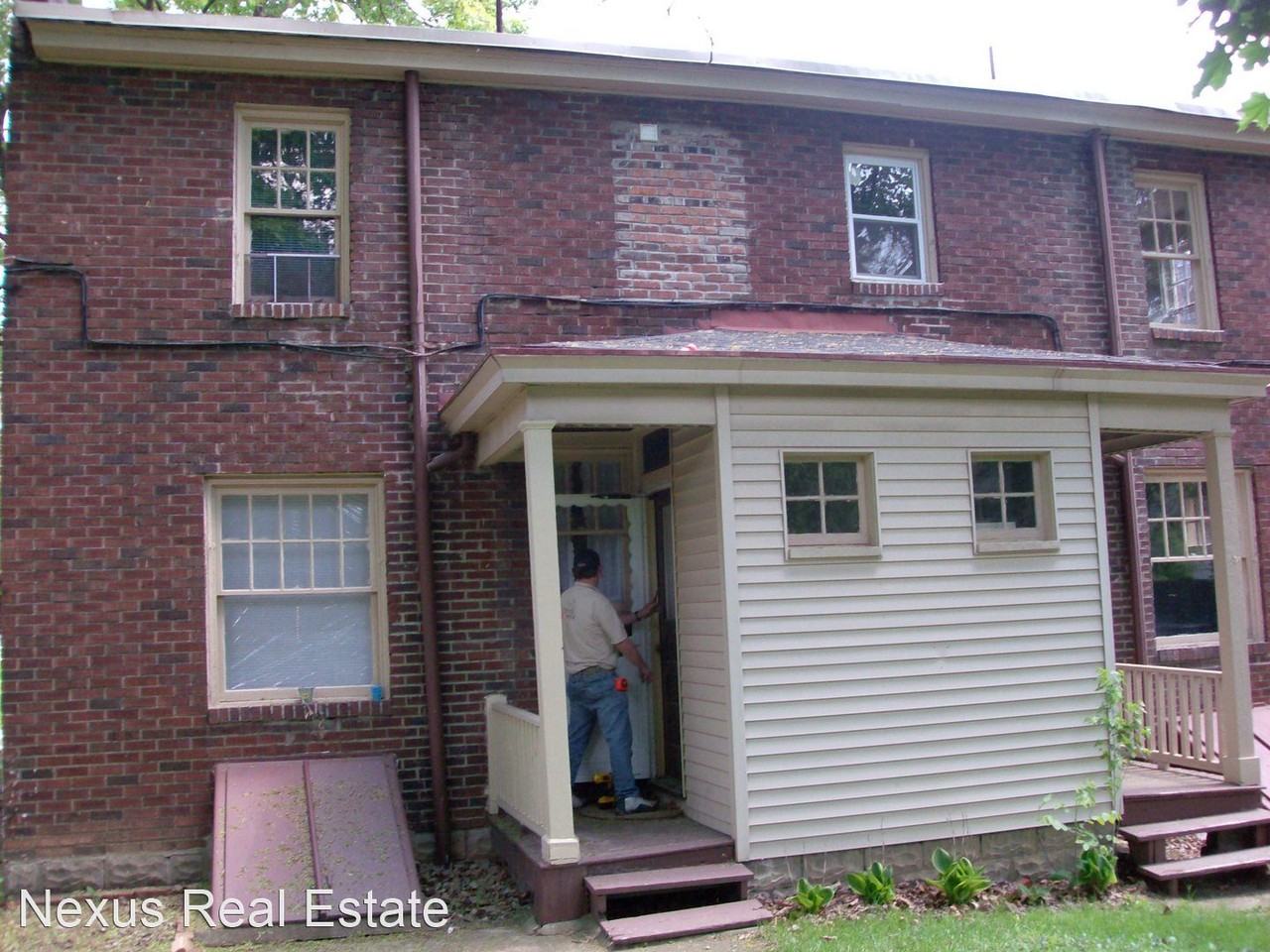 760-782 Shady Drive East - Photo 2 of 10