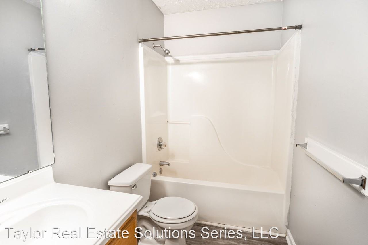 167 Nisbet Lake Road D - Photo 3 of 6