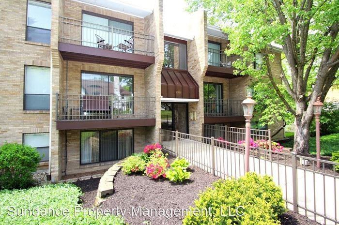 2903 Linwood Avenue - Photo 2 of 12