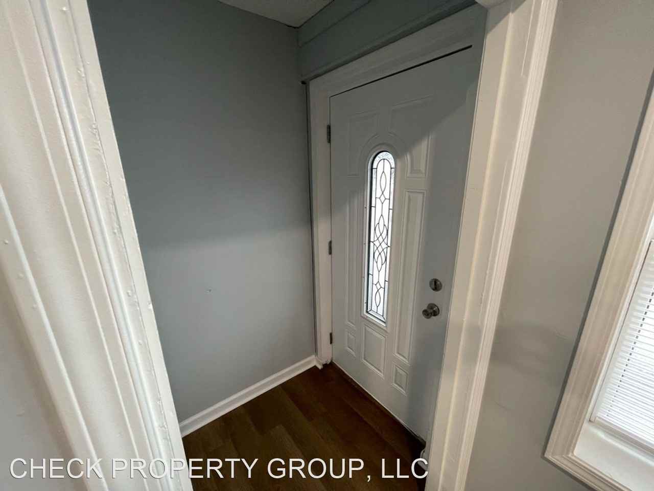 135 Jefferson Street 3-Plex - Photo 3 of 14