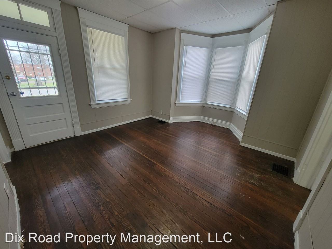 6023 Lantana Ave - Photo 3 of 43