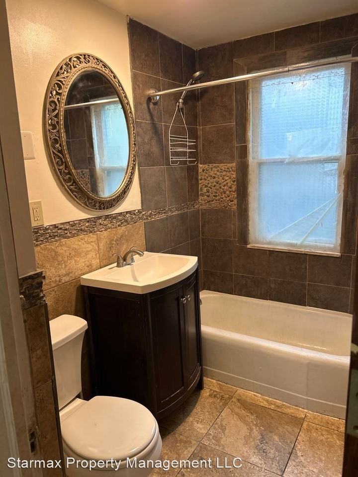 2918 Girard Ave n - Photo 2 of 6