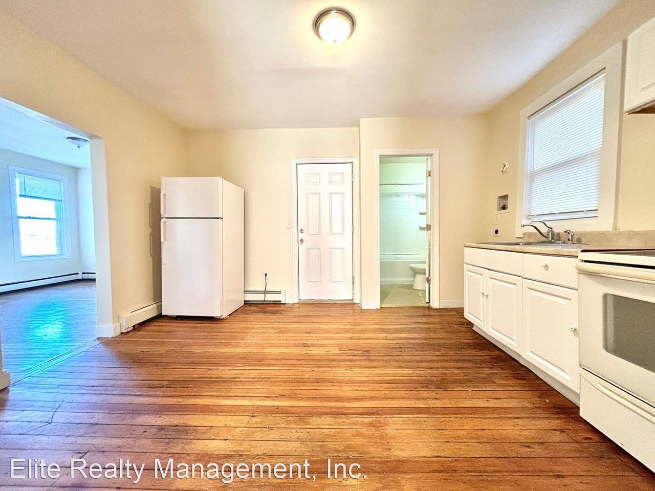 423-429 Baldwin St - Photo 3 of 15