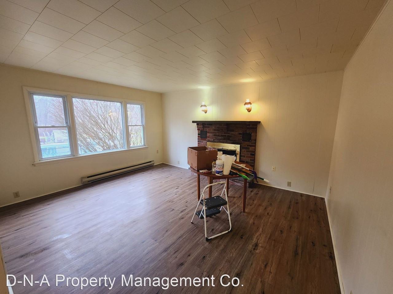 Abeel Circle - Photo 3 of 5