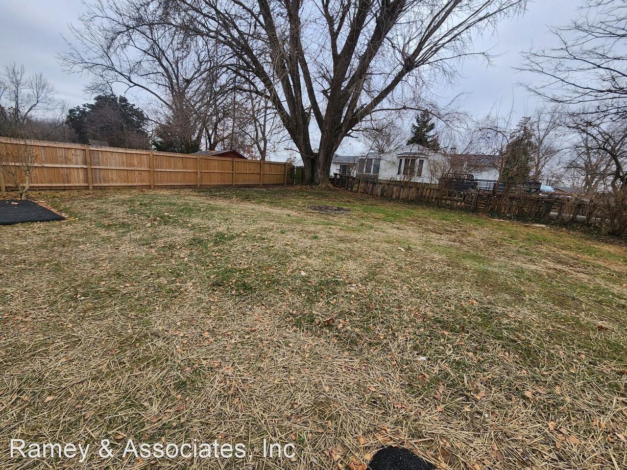 7306 Kavanaugh Rd - Photo 3 of 33