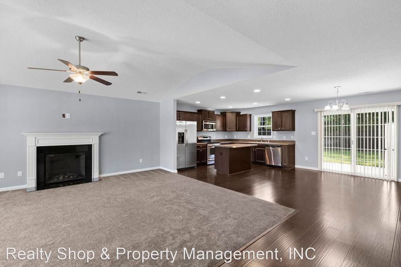 101 Braeburn Blvd - Photo 3 of 22