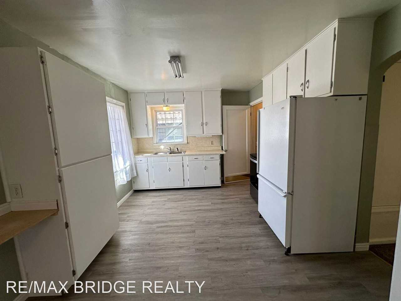 57 N Main St - Photo 2 of 15