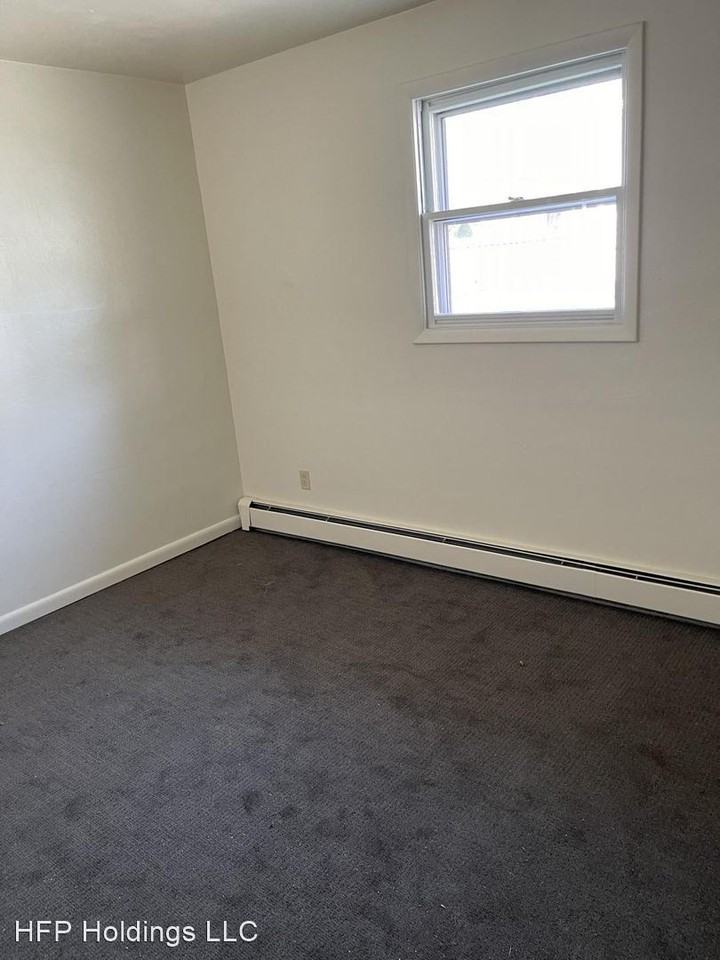 17-19 Euclid Ave - Photo 3 of 5