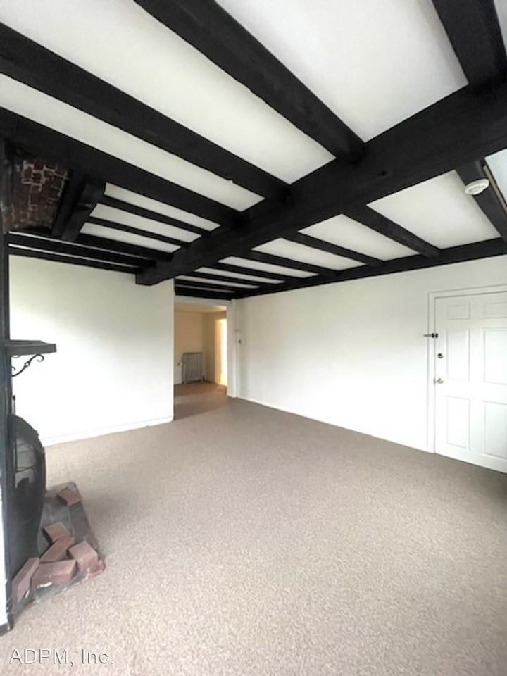 47 Tyng Street - Photo 3 of 7