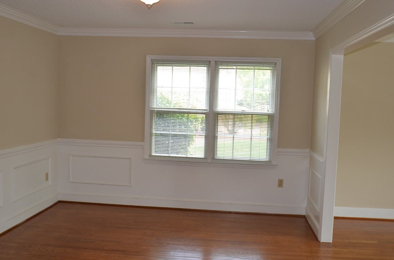 9320 Hemingford Ct - Photo 2 of 6