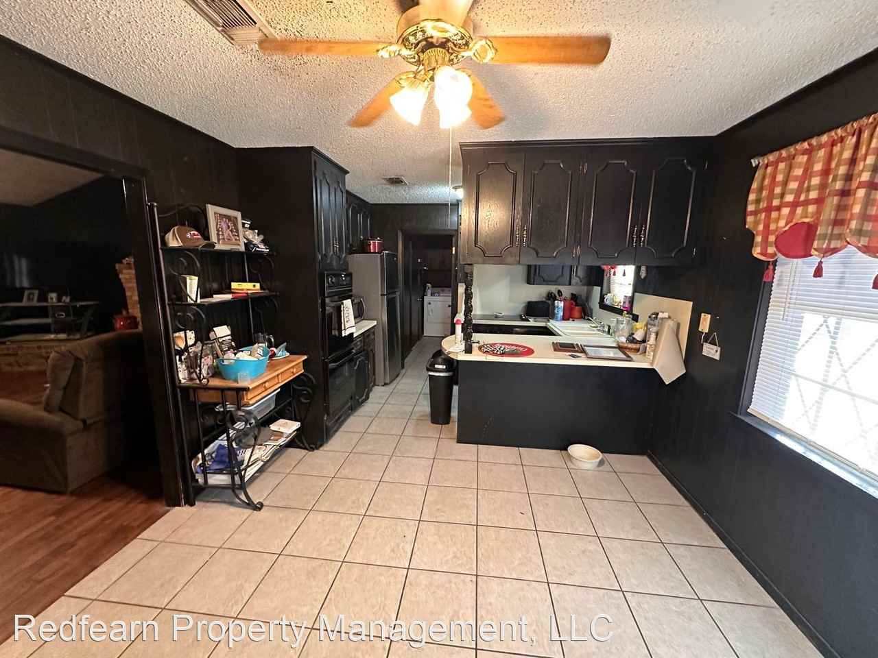 102 Brenda Dr - Photo 3 of 9