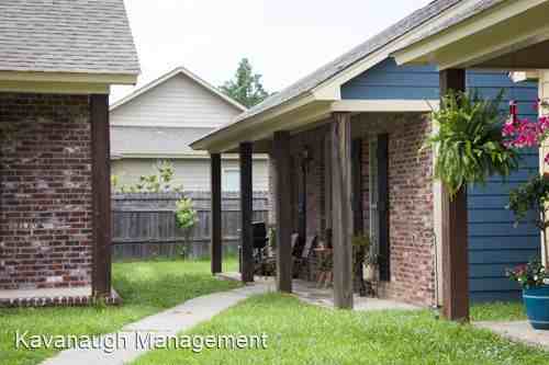 5057 WEST 4th Street - Photo 3 of 37