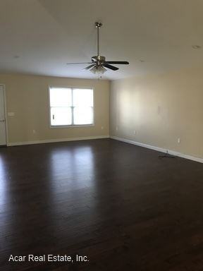 11977 Village Cir - Photo 3 of 5