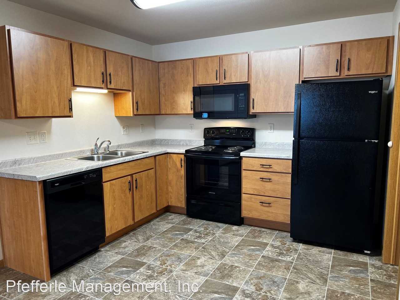 South Ridge Apartments - Photo 2 of 18