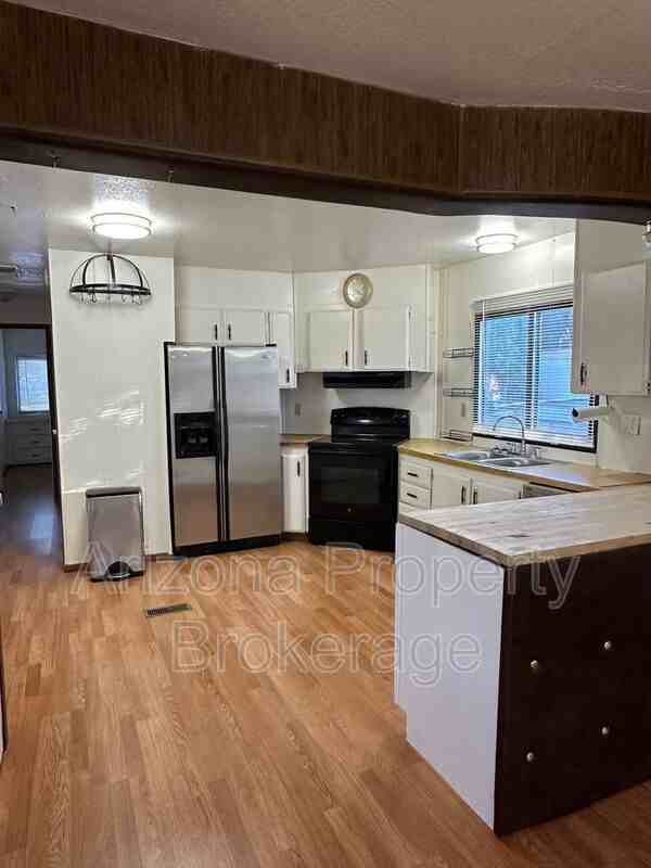 7786 N Toya Vista Rd - Photo 3 of 42