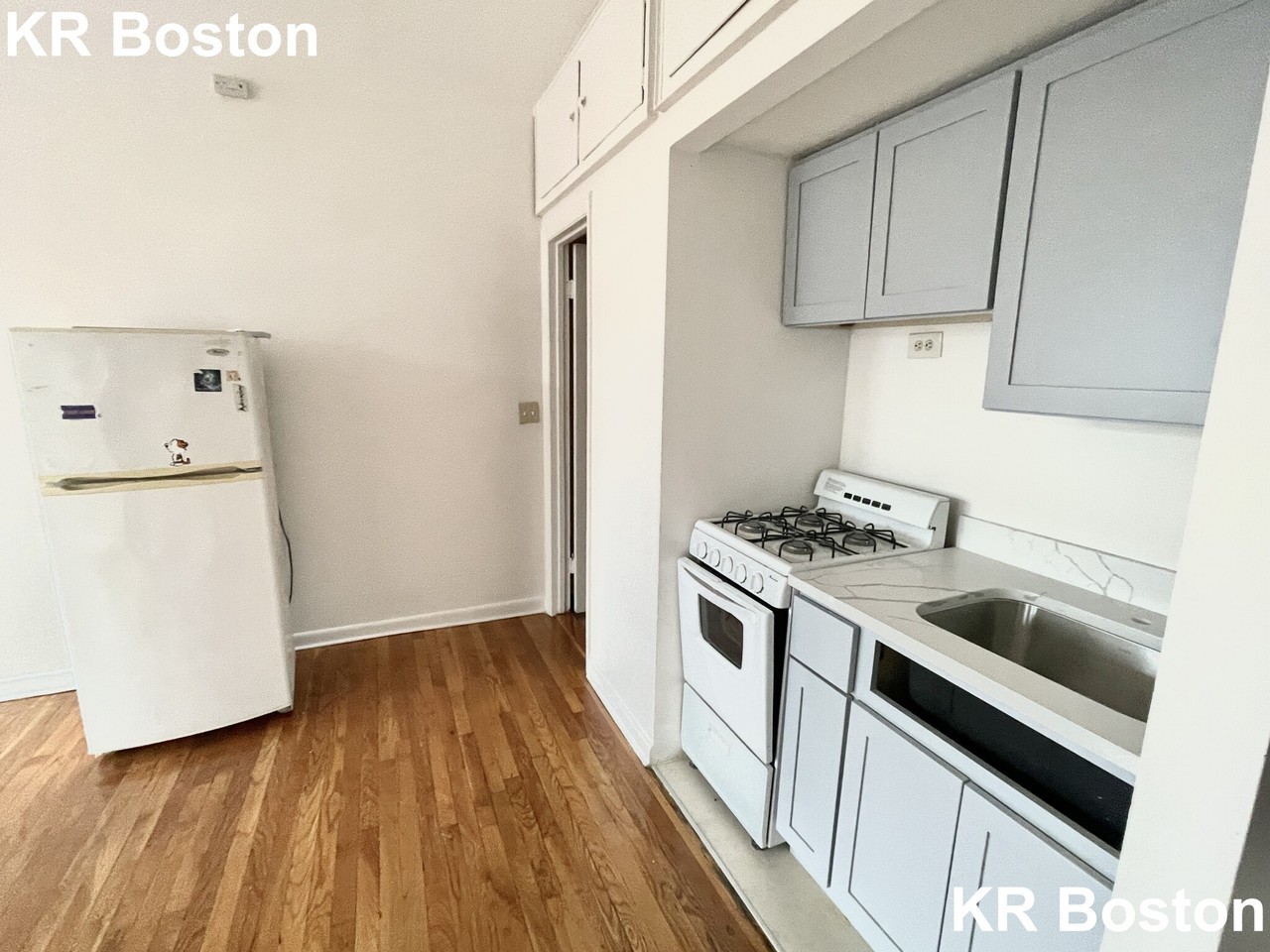 153 Brighton Ave #17 - Photo 6 of 9