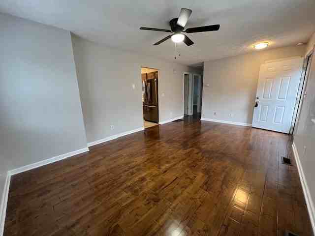 133 Teays Villa - Photo 3 of 23